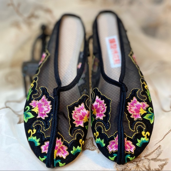 Slip On Sandal w/ floral Asian style embroidery. MM/CN/KR Sz 250 US/CA 7.5-8.5? - Picture 11 of 11